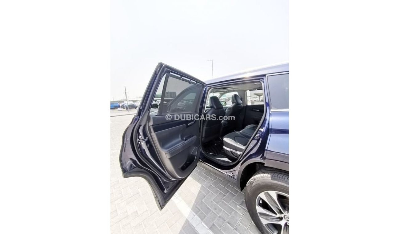 Toyota Highlander Toyota Highlander XLE - 2021 - Blue