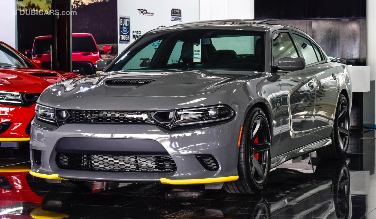 Dodge Charger Hellcat 2019, 6.2L Supercharged V8, 707hp GCC, 0km w/ 3 Yrs or 100,000km Warranty