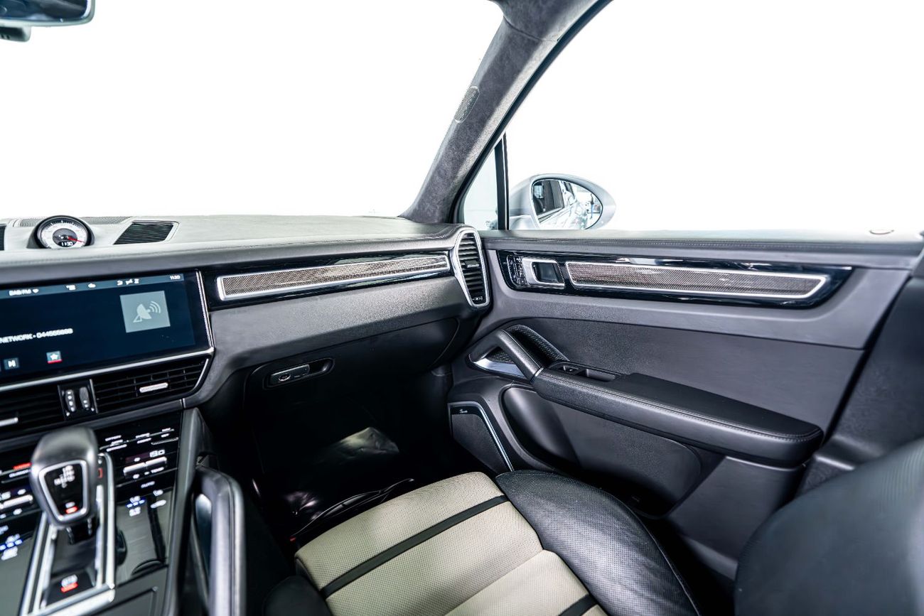 بورش كايان Turbo 4.0L (550 HP)