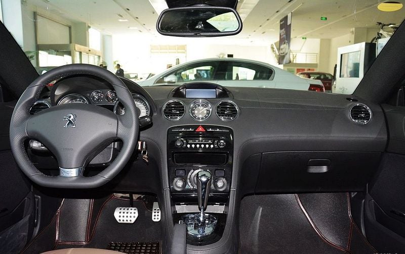 Peugeot RCZ interior - Cockpit