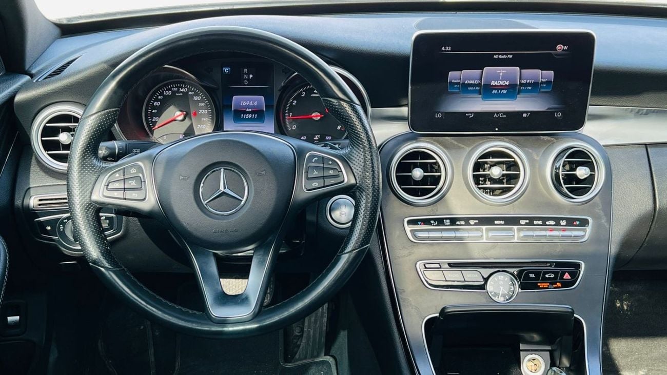 Mercedes-Benz C 300 Luxury AED 1040 PM | Mercedes C300 AMG 2018 | No Accident History | Well Maintained