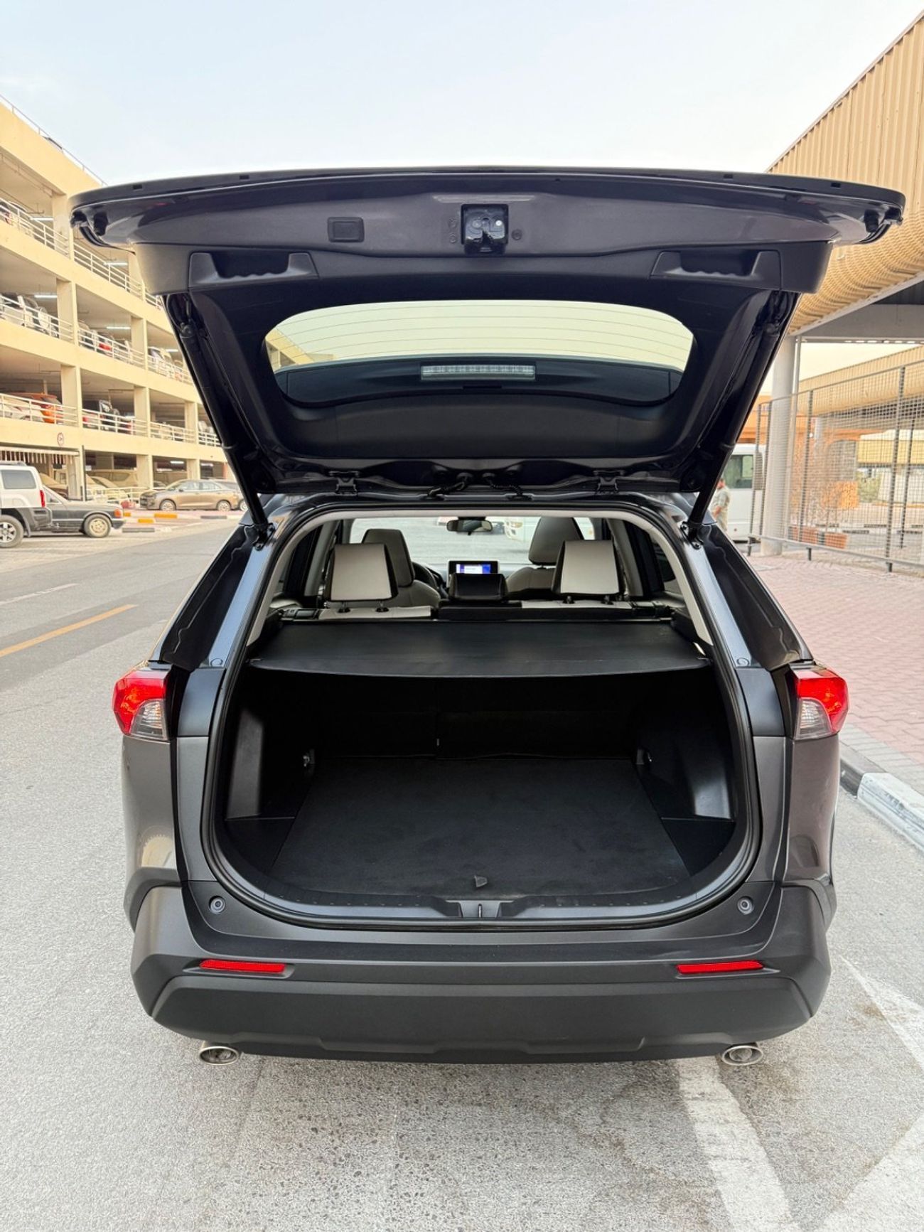 Toyota RAV4 2023 XLE LIMITED AWD SUNROOF FULL OPTION CANADA SPEC