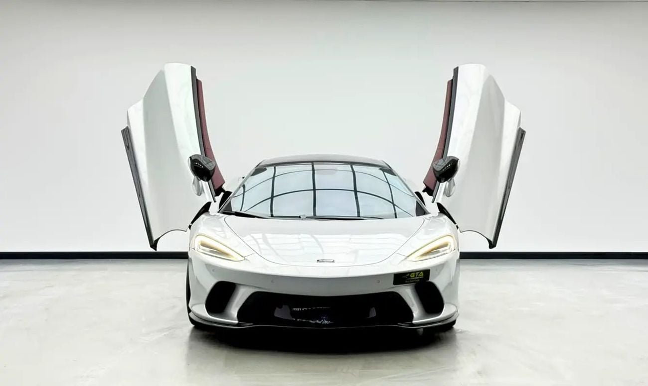 McLaren GT STANDARD Warranty, Carbon Fiber Package, Fully Loaded, Excellent Condition, GCC