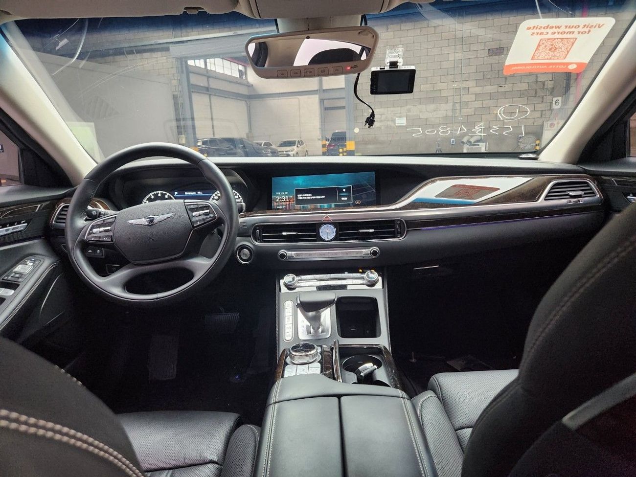 جينيسس G90 Platinum 3.8L RWD