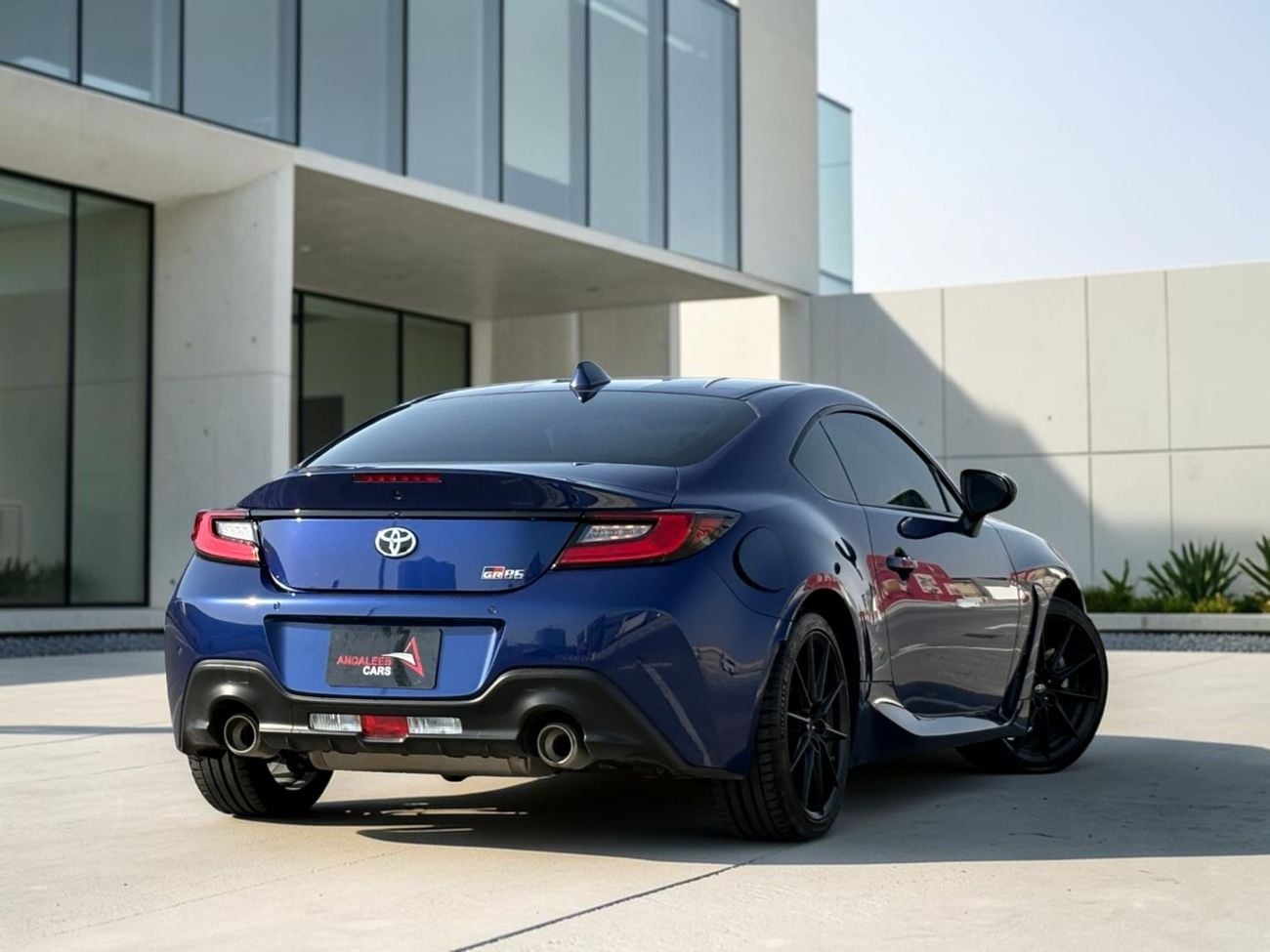 Toyota 86 GR 2.4L A/T AED 3,040 P.M | 0% DOWN PAYMENT | TOYOTA GR86 | 2.4L BOXER | 2025 | AGENCY WARRANTY | FU