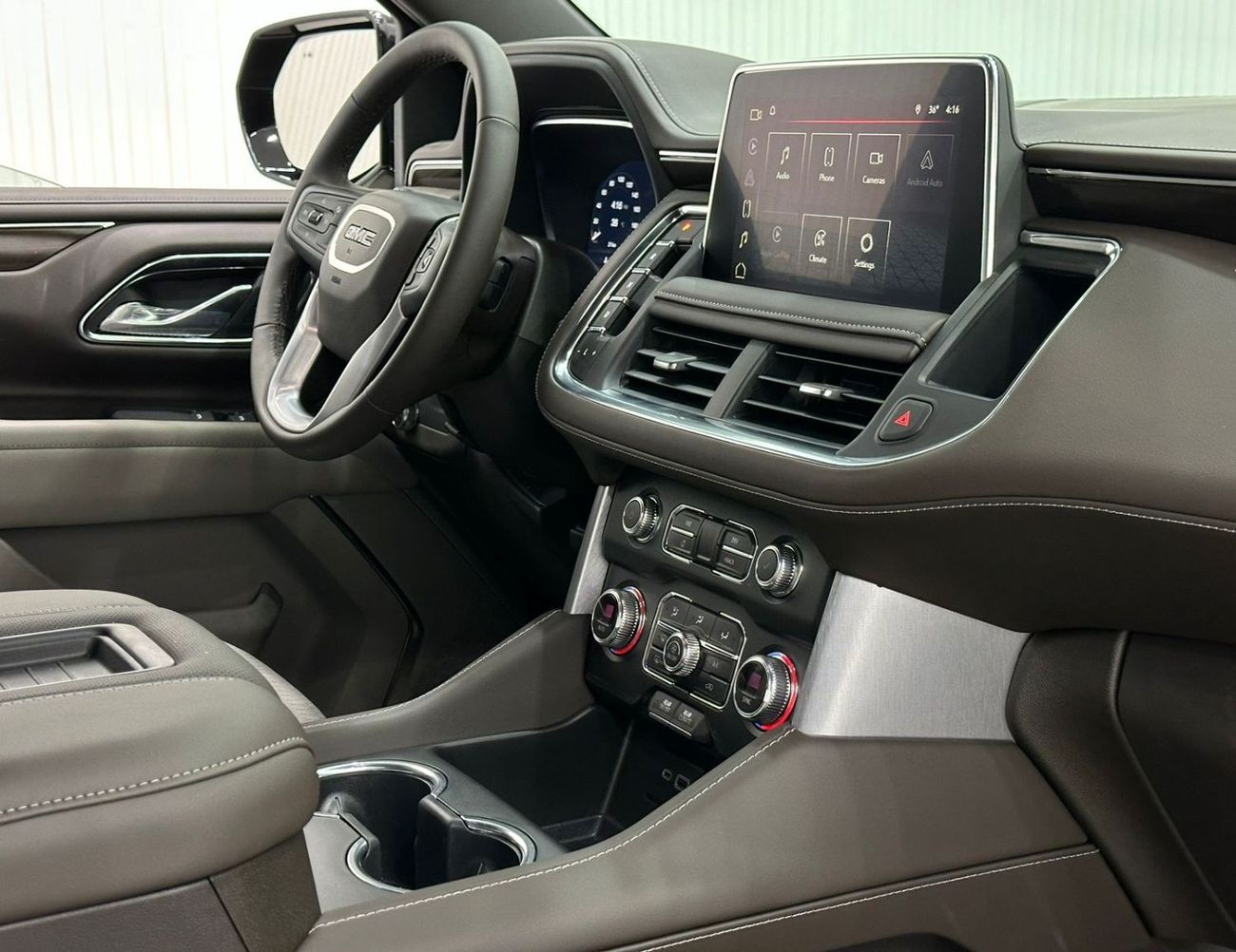 GMC Yukon 2023 GMC Yukon Denali, One Year Warranty, Full Service History, GCC