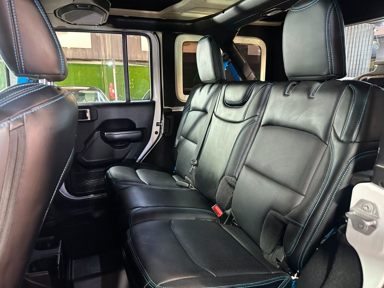 Jeep Wrangler SAHARA