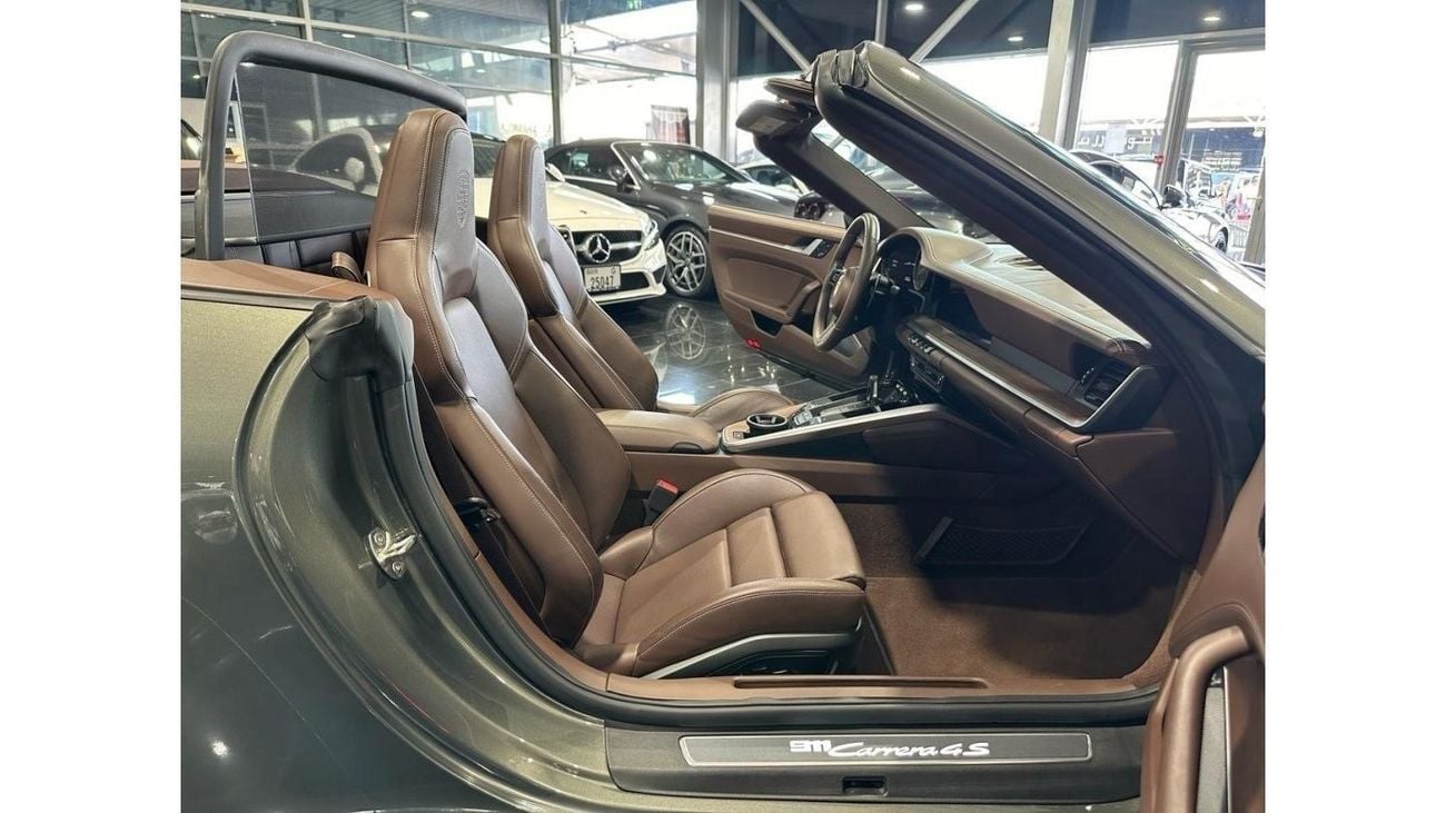 Porsche 911 Carrera 4S Convertible