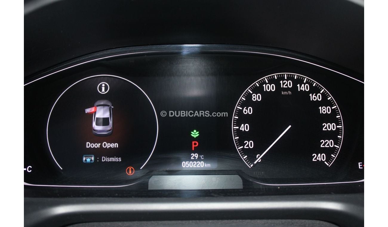 هوندا أكورد هوندا أكورد 2018 خليجي فل اوبشن بحالة ممتازة بدون صبغ بدون حوادث نظيفه جدا من الداخل والخارج