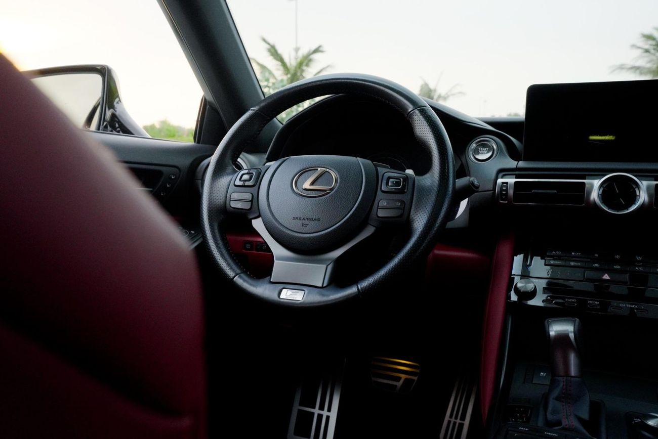 Lexus IS350 3years warranty and2 years service Contact number 0507273386