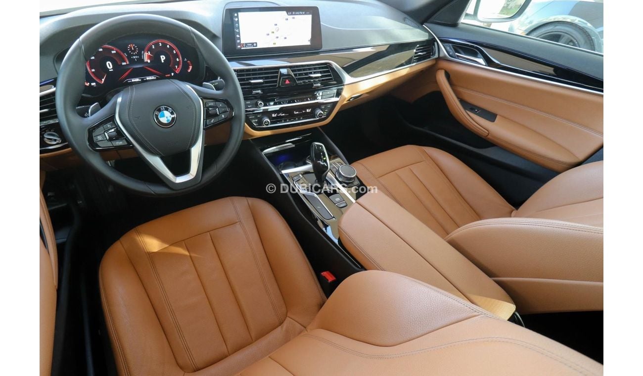 بي أم دبليو 520i G30