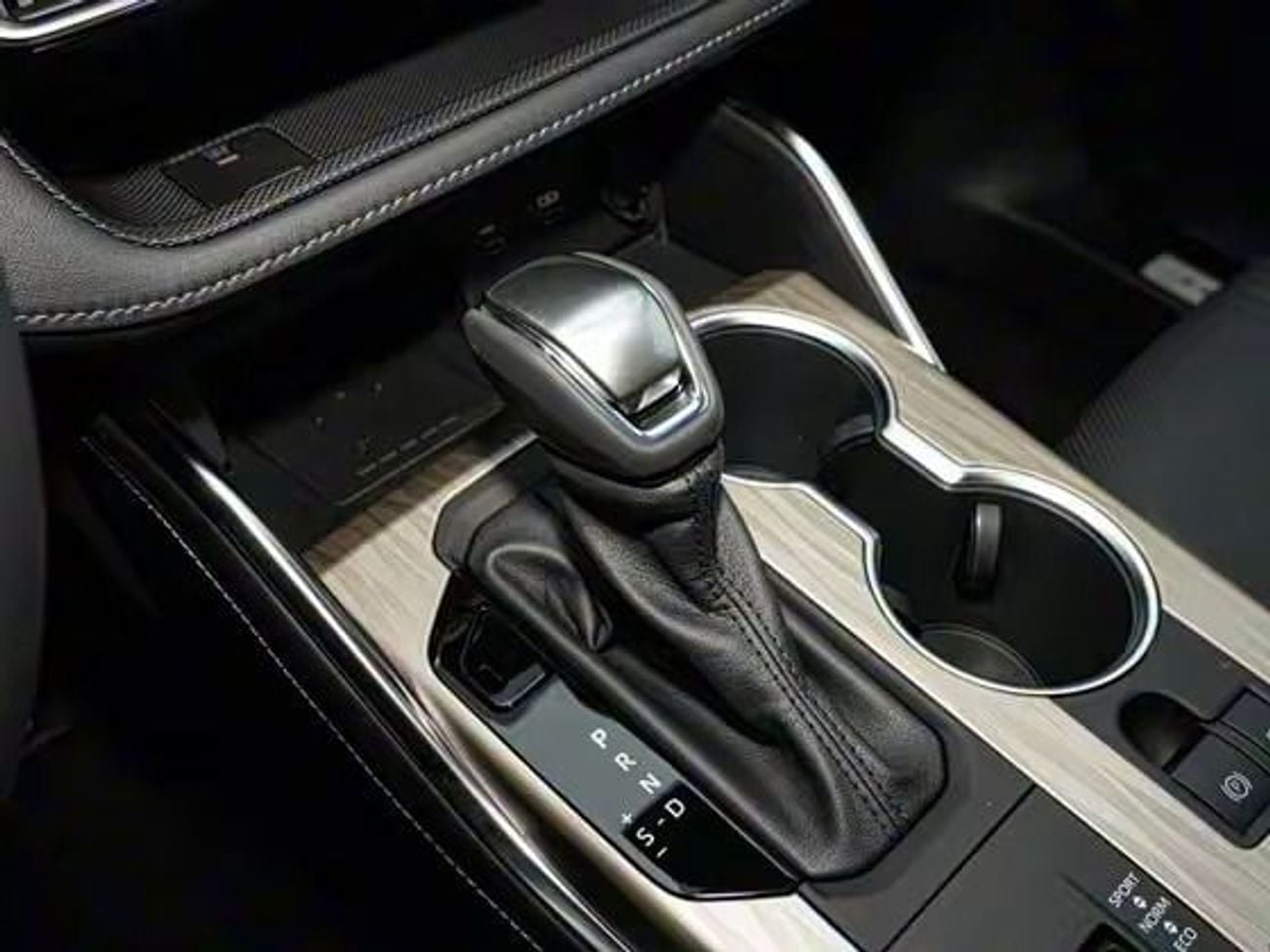 Toyota Highlander VXR FULLEST OPTION WITH JBL, HUD