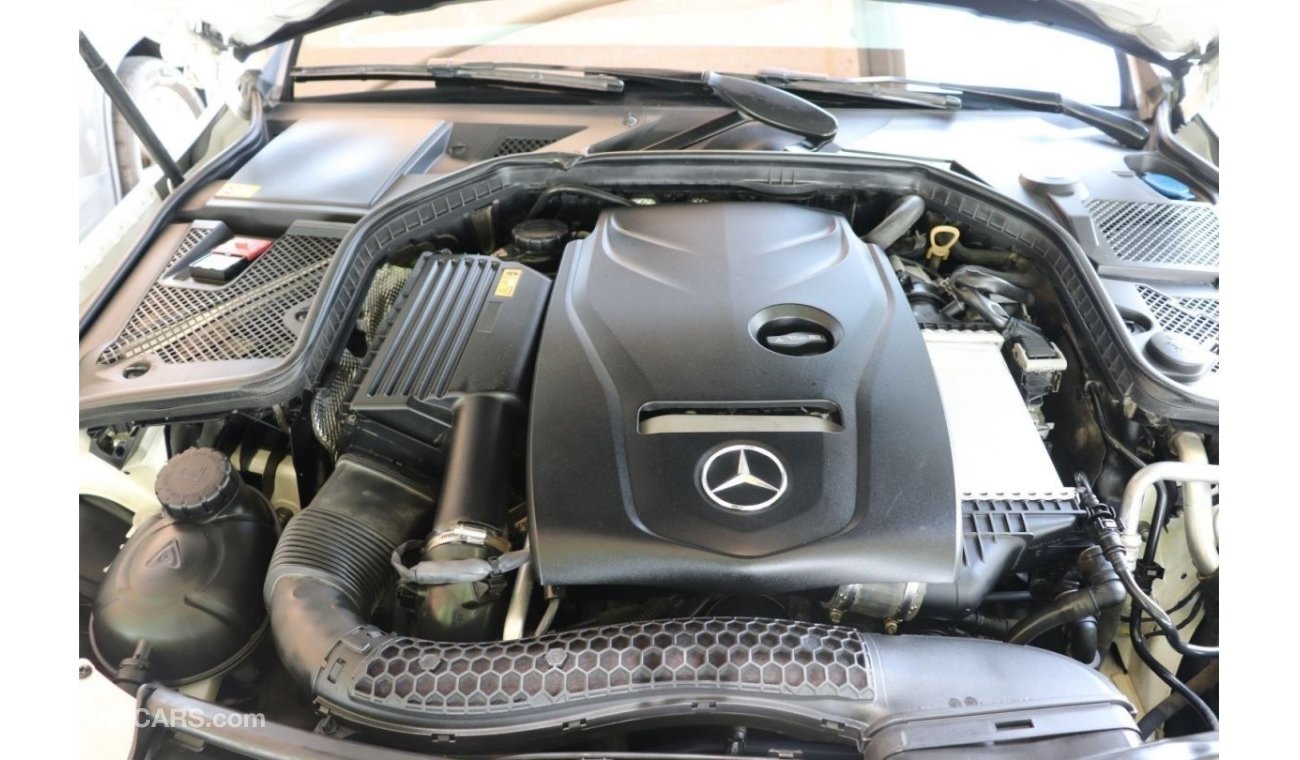 Mercedes-Benz C200 FREE REGISTRATION = WARRANTY = GCC CPECS =