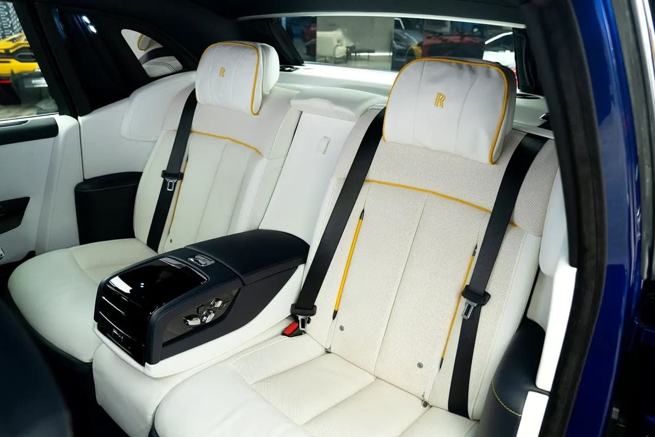 Rolls-Royce Phantom ROLLS ROYCE | PHANTOM | GCC SPECS | 2019 FULL SPECS MINT CONDITION Std 6.8L