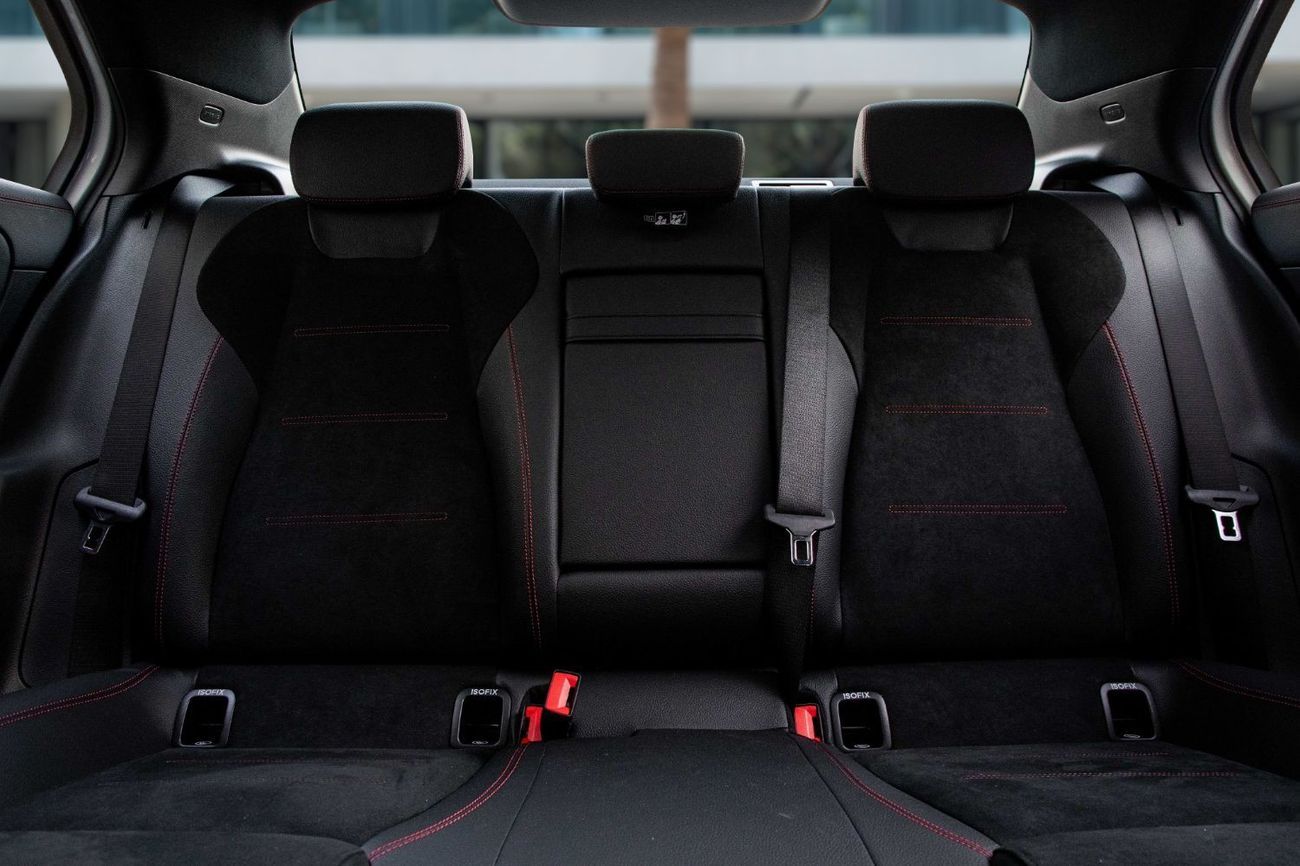 مرسيدس بنز A 200 L Sedan | 3,133 P.M  | 0% Downpayment | Brand New