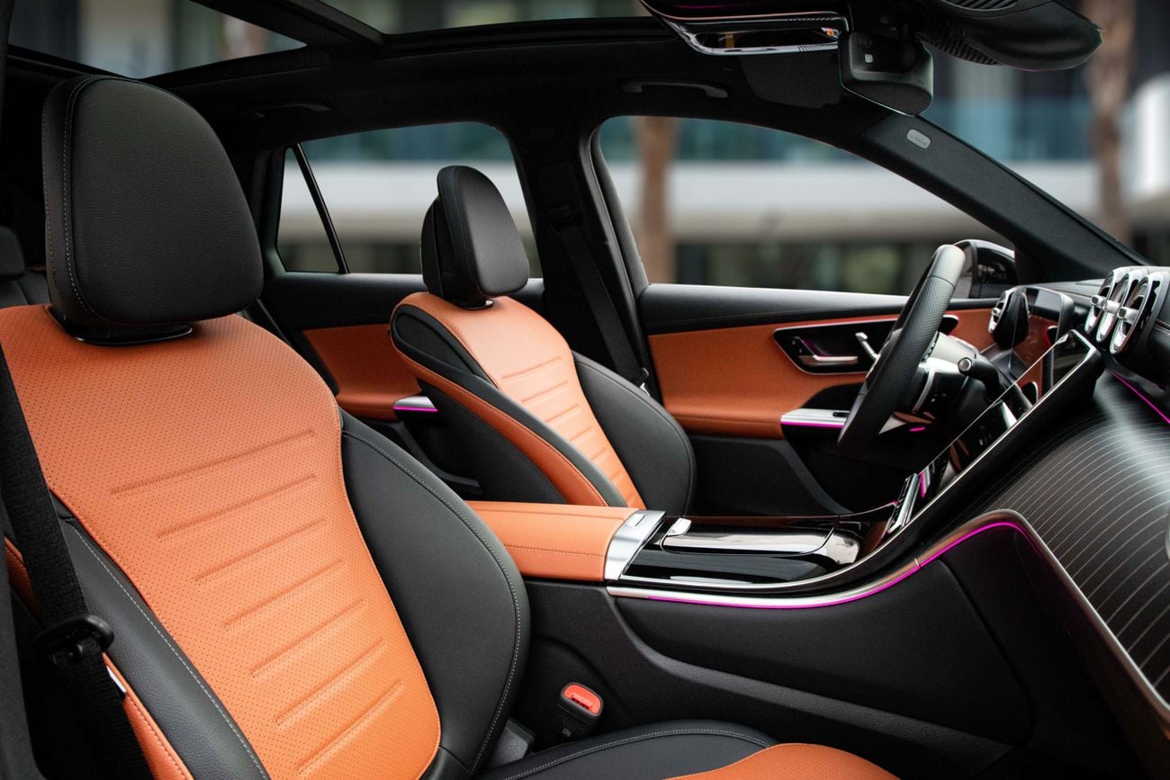 مرسيدس بنز GLC 250 GLC 200 AMG | 5,288 P.M | 0% Downpayment | Agency Warranty! | Ramadan Offer!