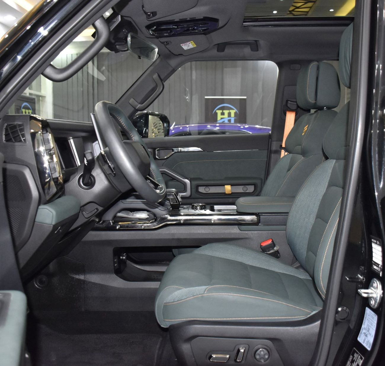 Jetour T2 LUXURY PLUS EXCELLENT DEAL for our Jetour T2 XWD ( 2025 Model ) in Black Color GCC Specs