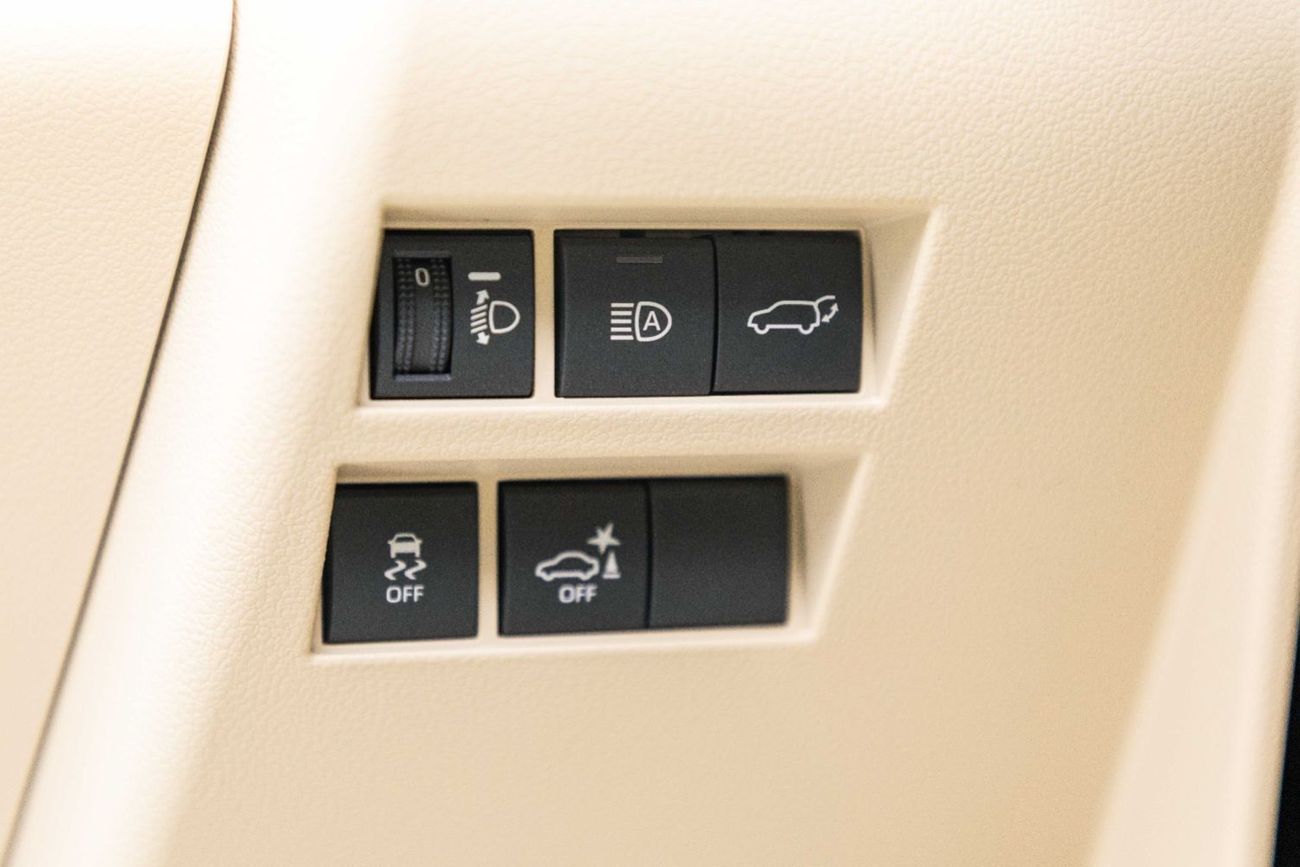 Toyota Land Cruiser GXR 4.0L - Black Inside Beige | Export Only