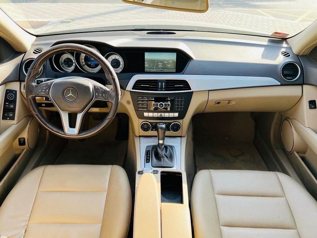 Mercedes-Benz C 200 WDDGF4JB2EG246458