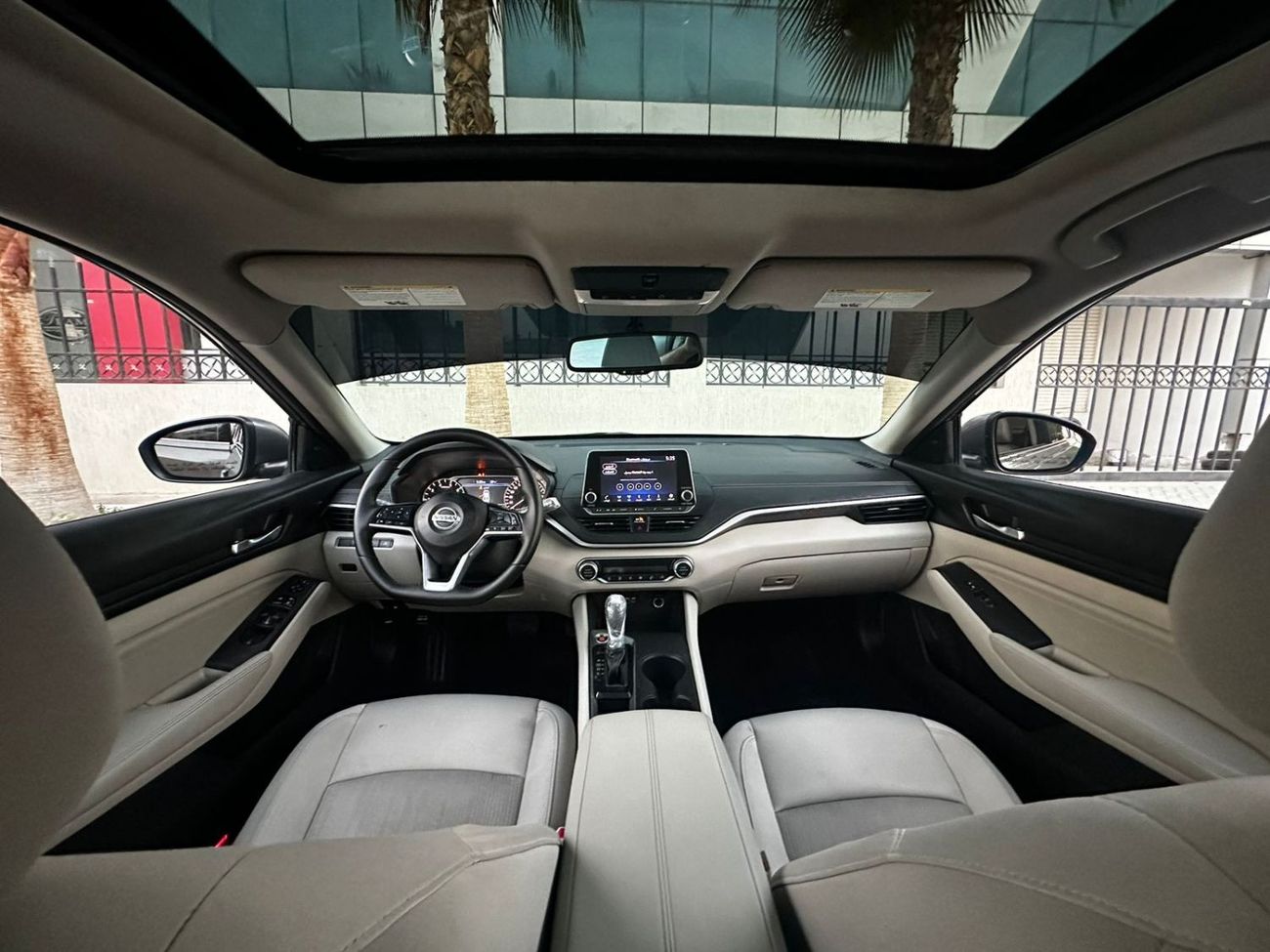 نيسان ألتيما نيسان التيما اس ڤي  موديل : 2019 المطلوب 53,000 درهم  الممشى 117,000 كم  مواصفات خليجية , فتحه ، شاش