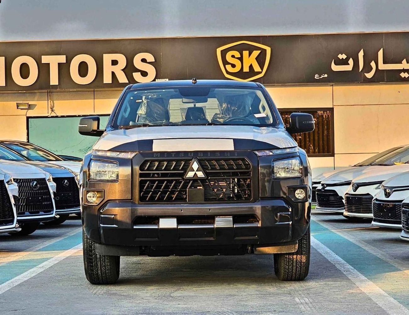 ميتسوبيشي L200 GLX Double Cab Petrol 2.4L