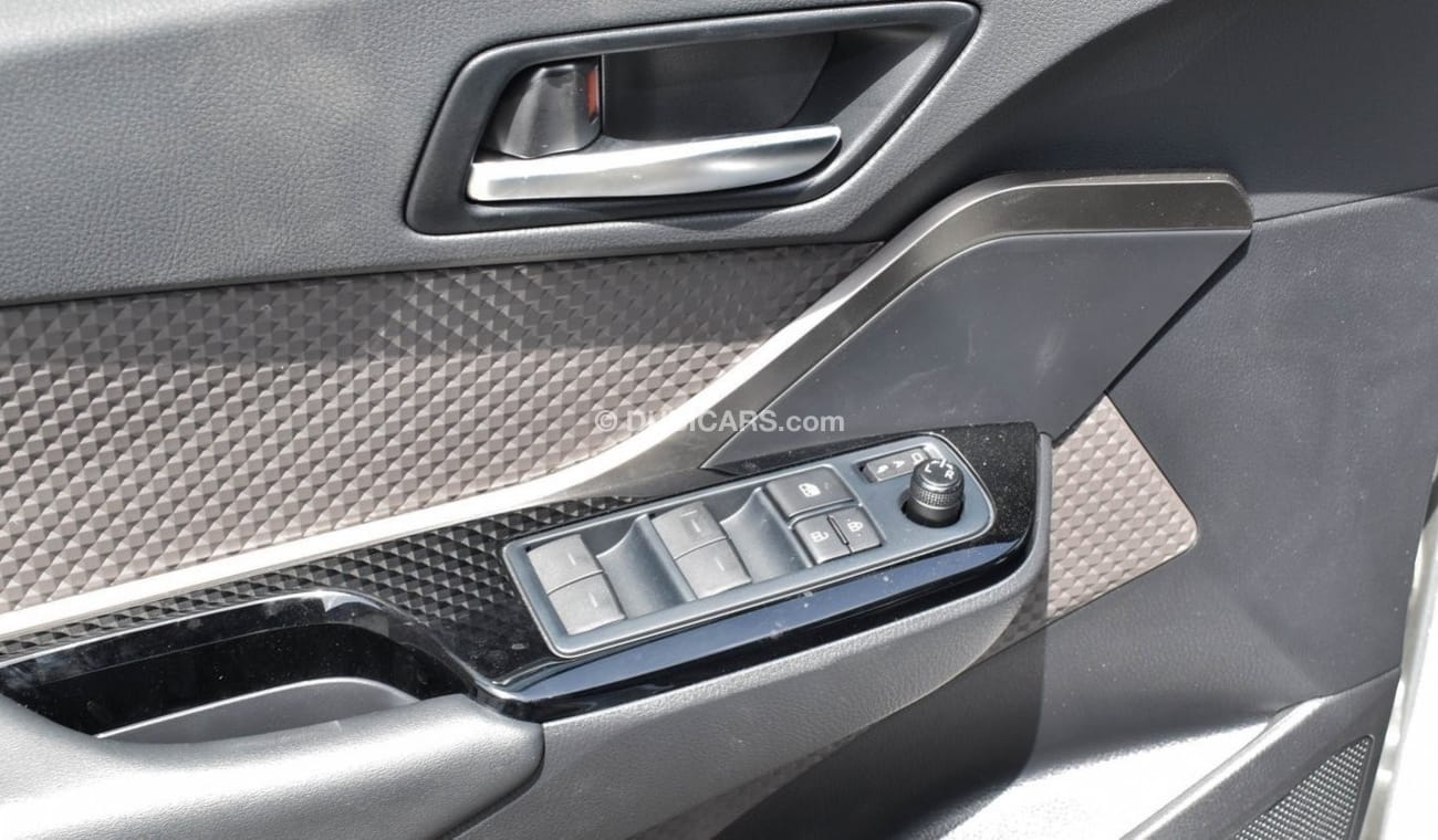 تويوتا CHR Suffix Z2 1.2L(For Local Sales plus 10% for Customs & VAT) Production in Japan