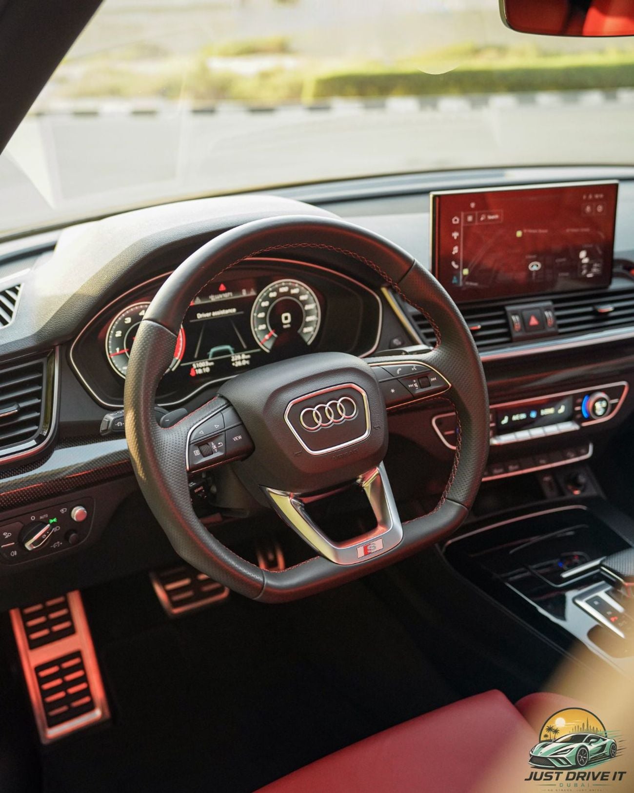 Audi SQ5 STD