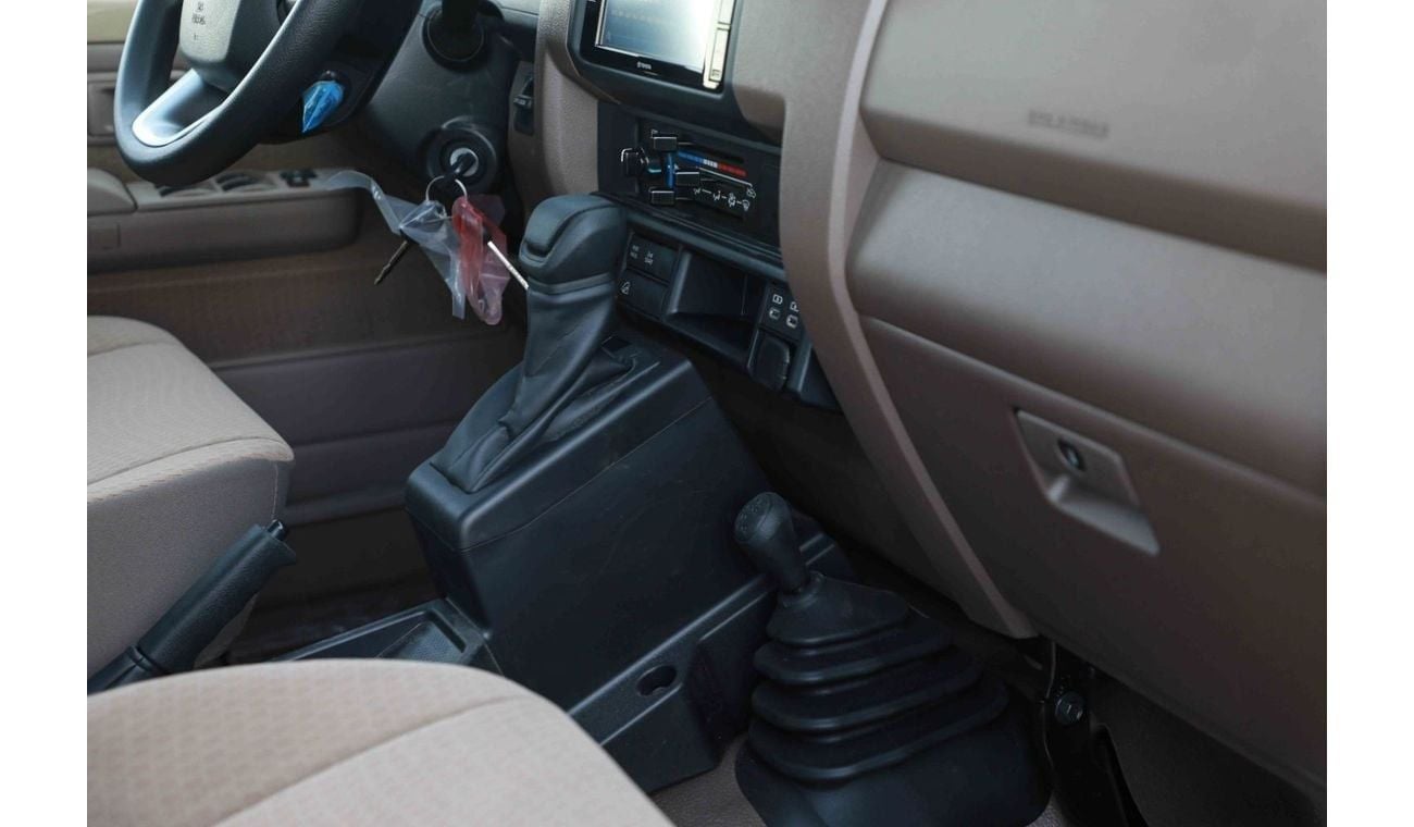 Toyota Land Cruiser Pick Up 2024 TOYOTA LAND CRUISER PICK UP LC79 DC 2.8- BEIGE inside BEIGE | Export Only