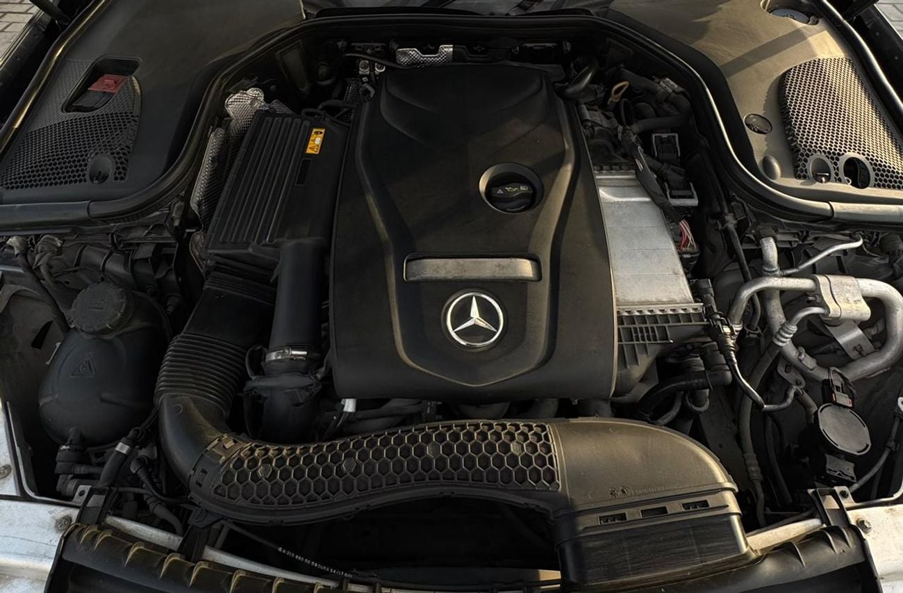 Mercedes Benz E300