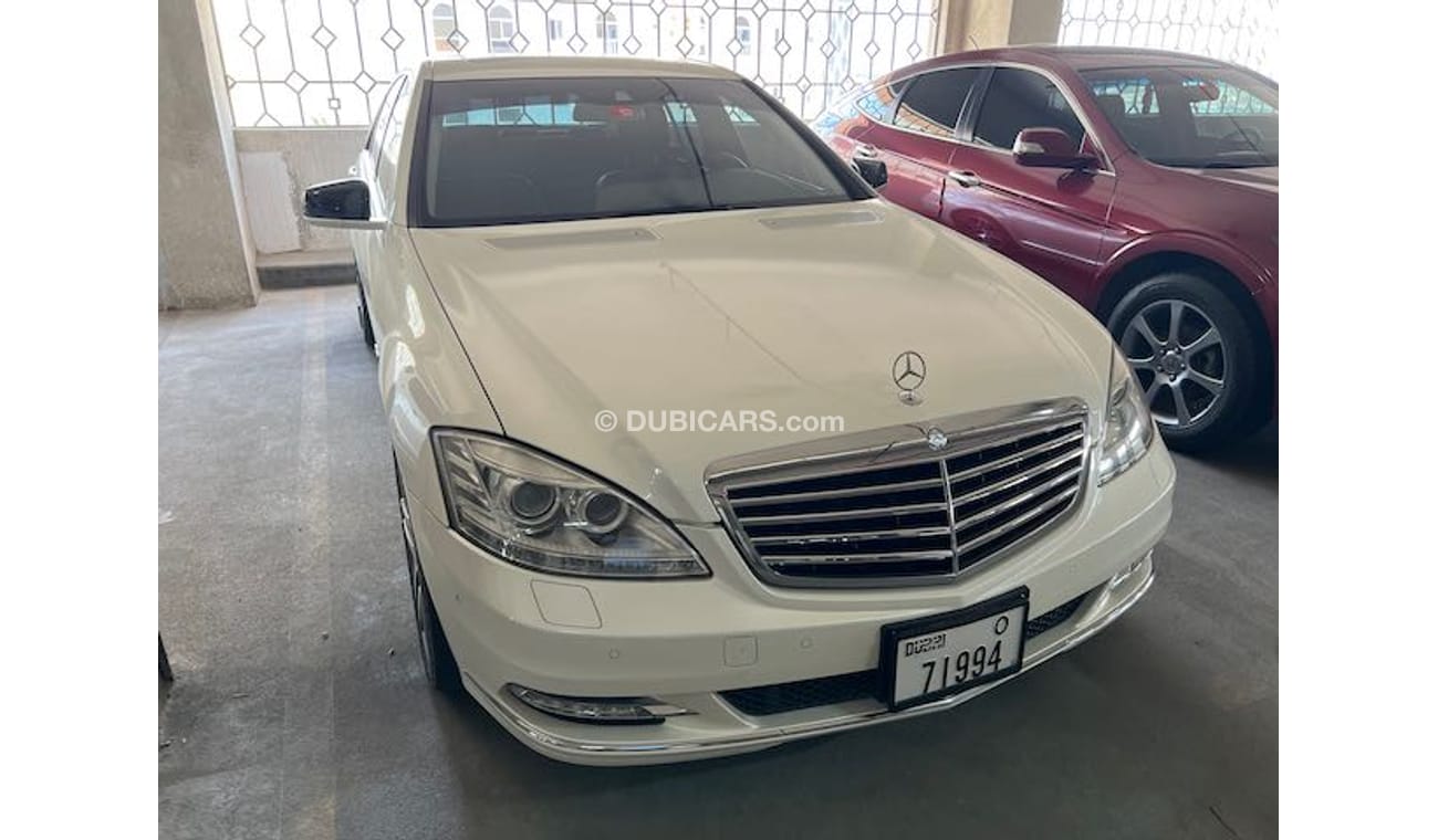 Mercedes-Benz S 400