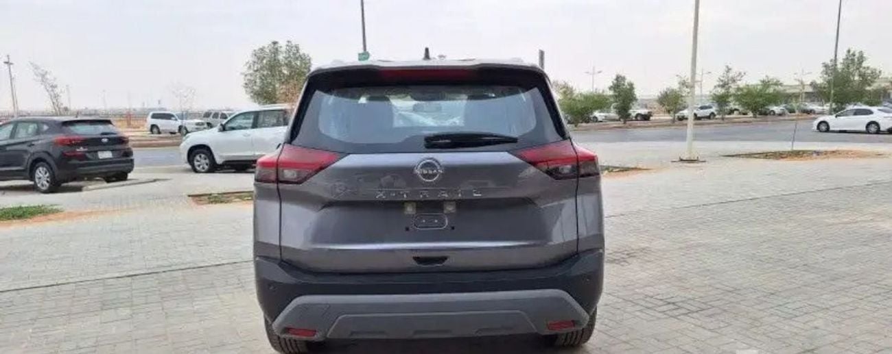 Nissan XTrail 2500 cc 4 cylinder gasoline engine Automatic