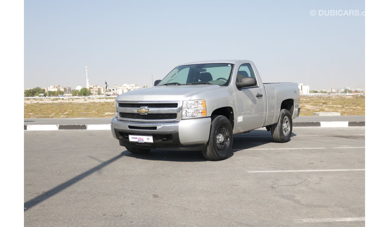 شيفروليه سيلفارادو 4X4 AUTOMATIC PICKUP WITH GCC SPEC