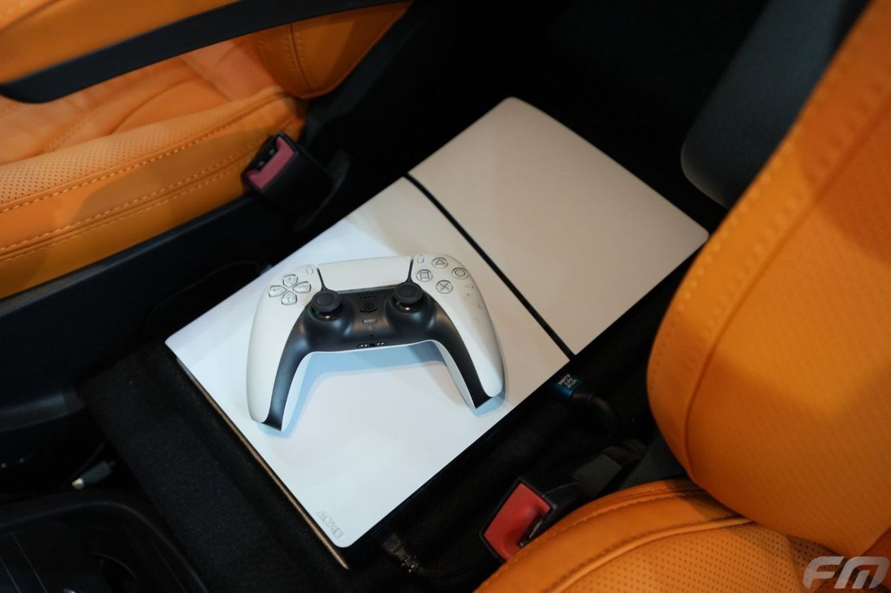 مرسيدس بنز V 300 VIP BUSINESS VAN –  FULL LUXURY OPTION | BRAND NEW | GCC | 2025