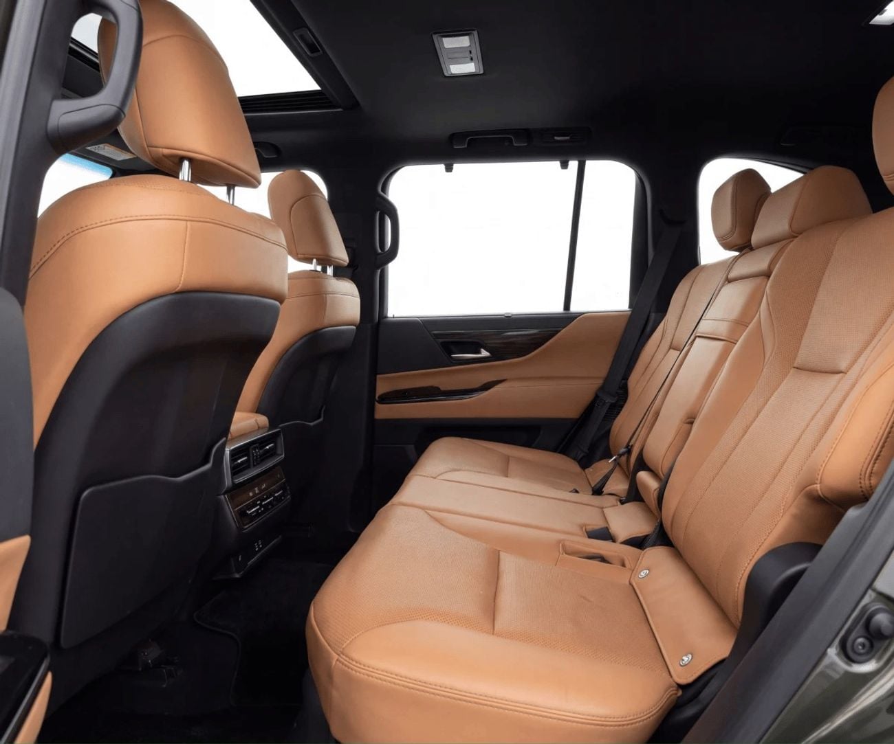 Lexus LX600, фото 6