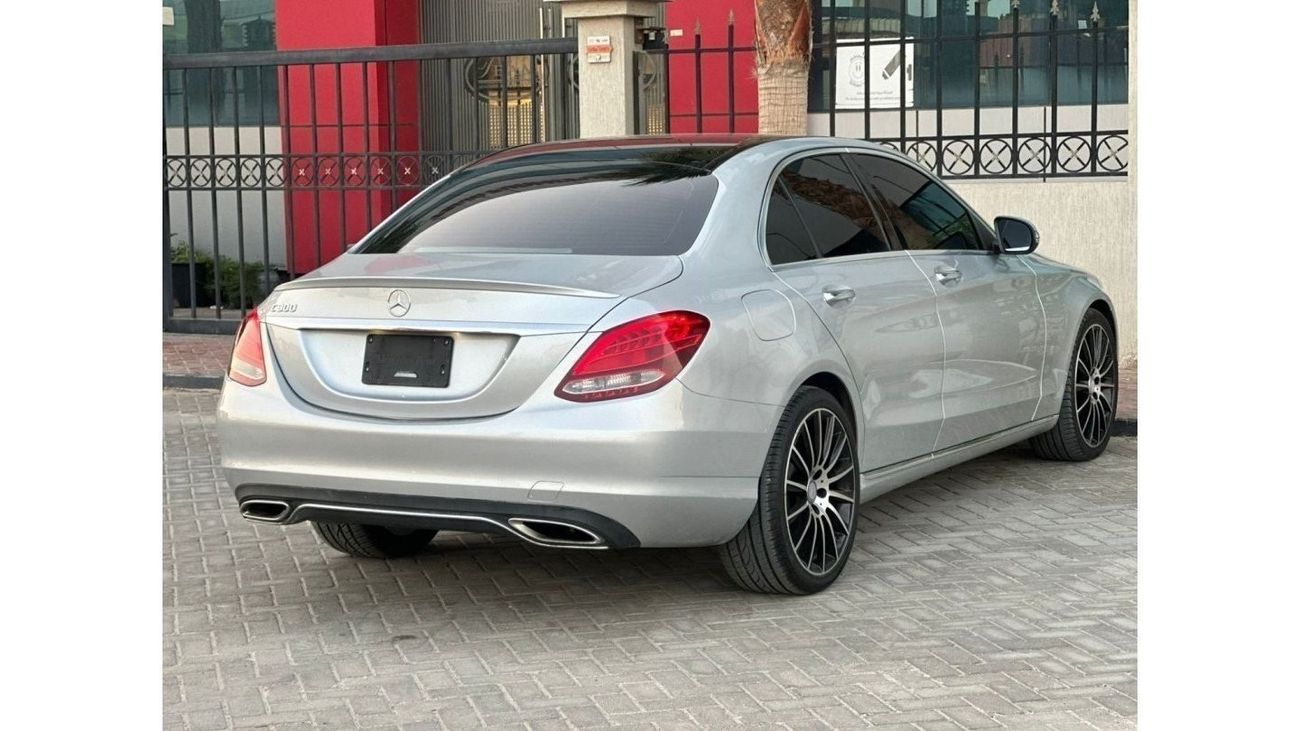 Mercedes-Benz C 300 Luxury