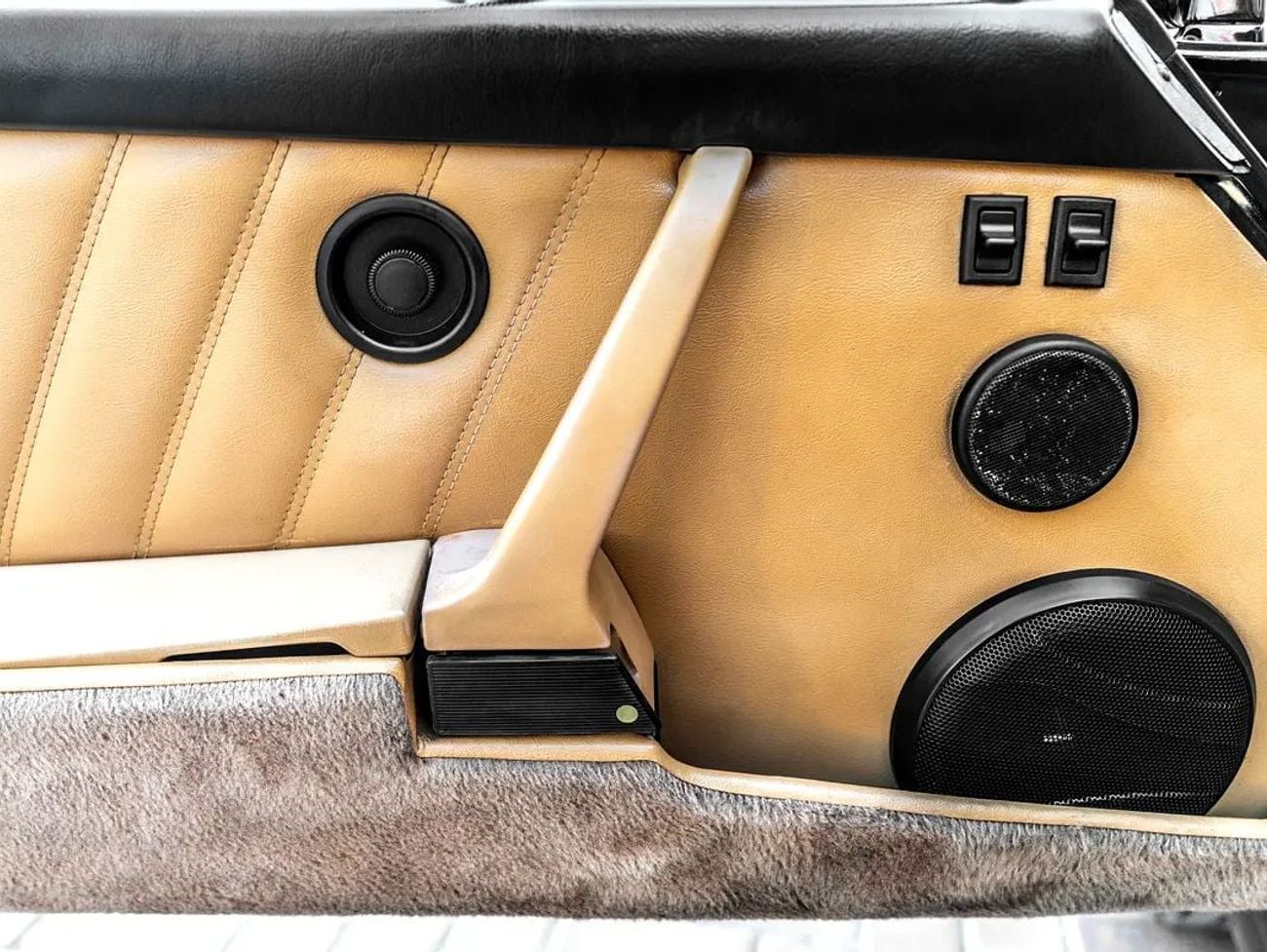 Porsche 911 CARRERA Porsche 911 Carrera 1991