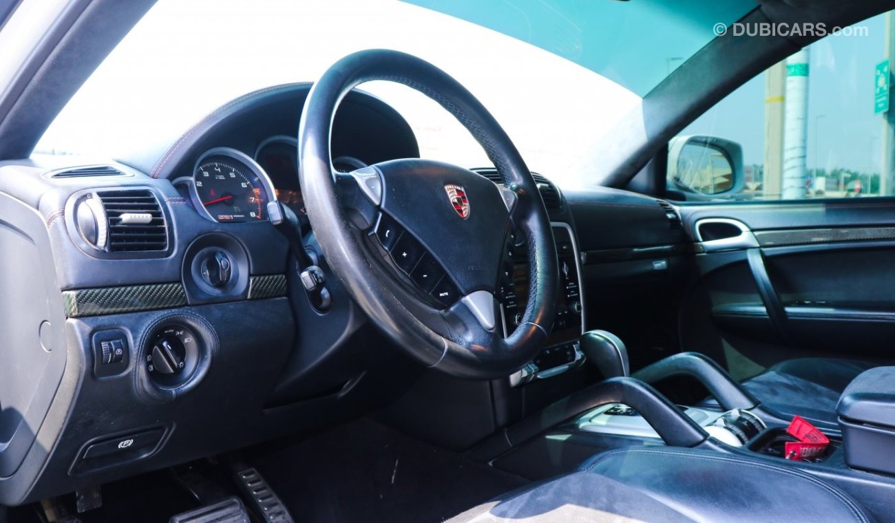 Used Porsche Cayenne GTS Porsche design edition 3 2010 for sale in Dubai 460427