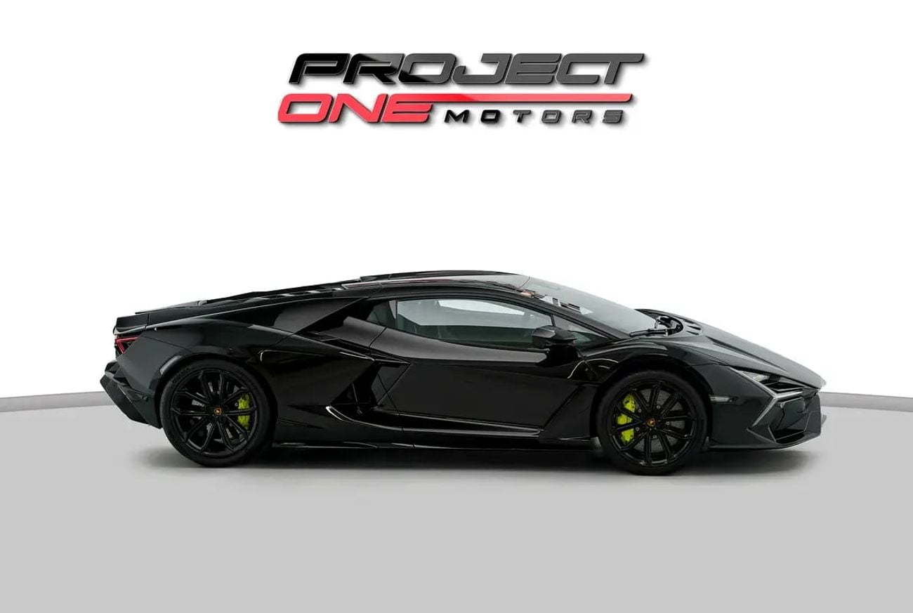 Lamborghini Revuelto