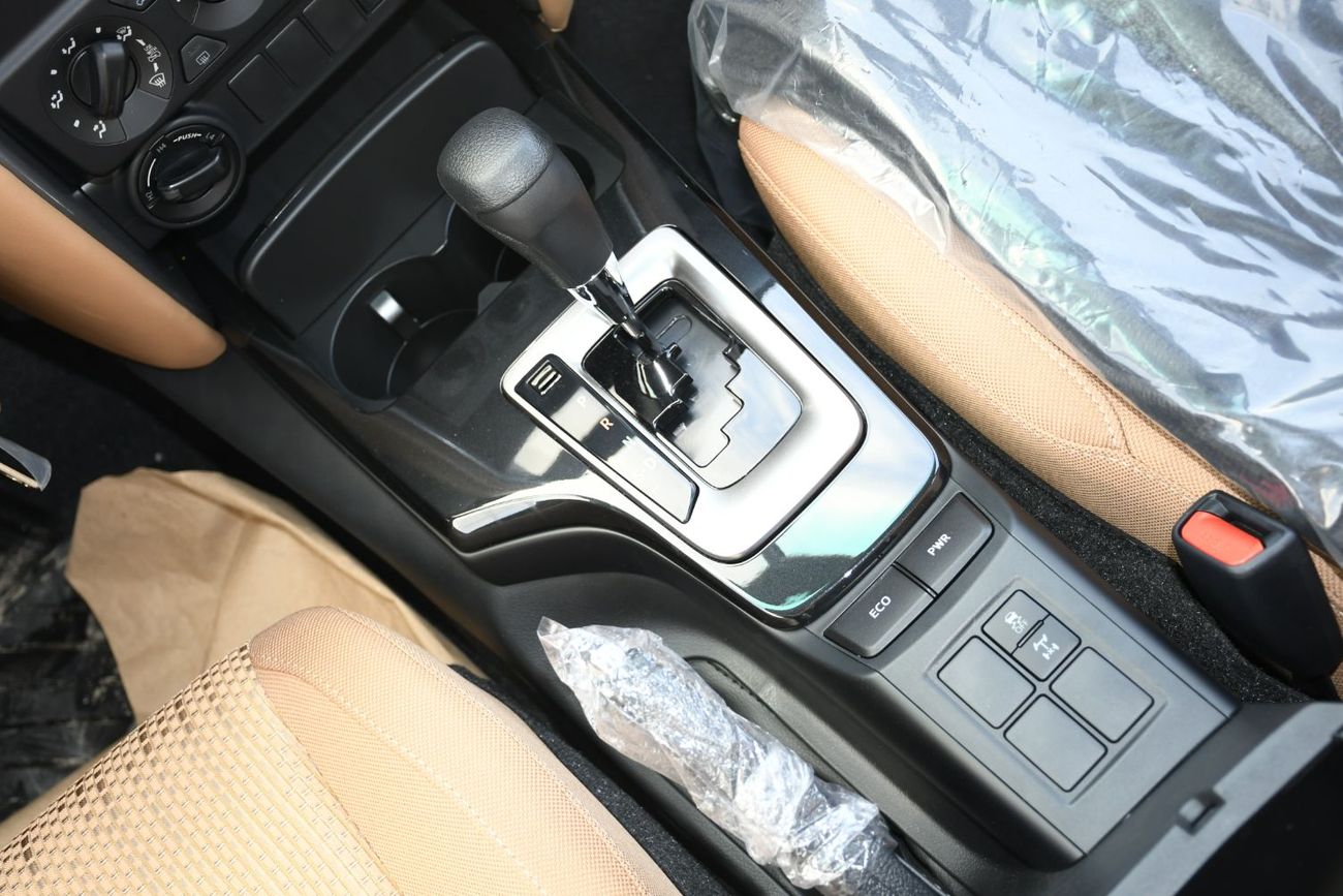 تويوتا فورتونر 2.4L  V4 Diesel Automatic 4x4WD (Ready Stock)