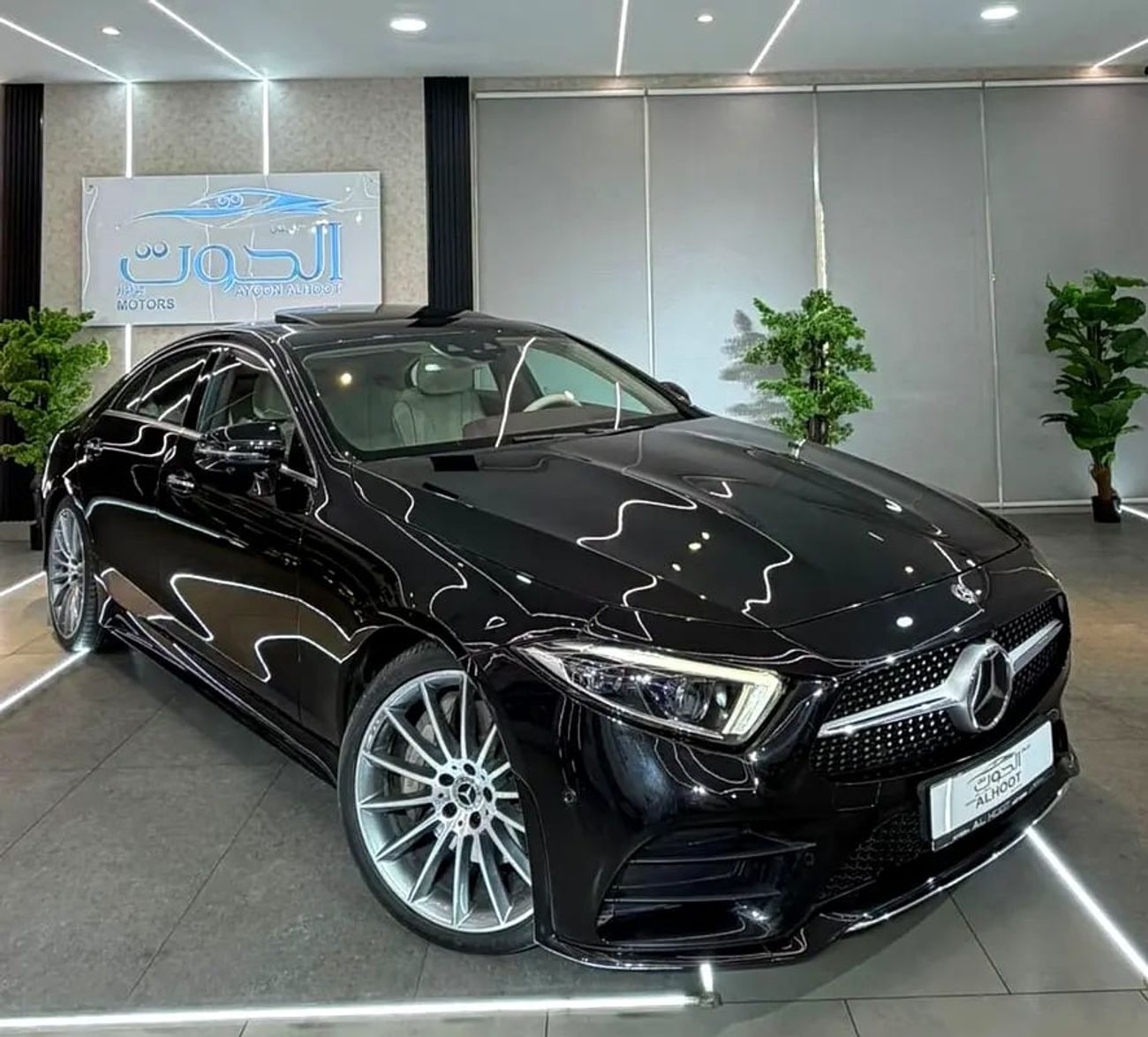 مرسيدس بنز CLS 350 SPECIAL EDITION MERCEDES CLS350 || TOP RANGE || F.S.H || SPECIAL ORDER INTERIOR || GCC || 68k MLS