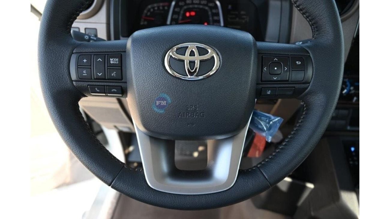 Toyota Land Cruiser Pick Up 79 Single Cab DLX 2.8L Diesel