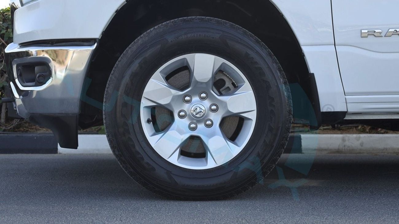 رام 1500 Bighorn eTorque 3.6L V6 4x4 GCC 0Km With 3 Years Or 100,000 Km Warranty