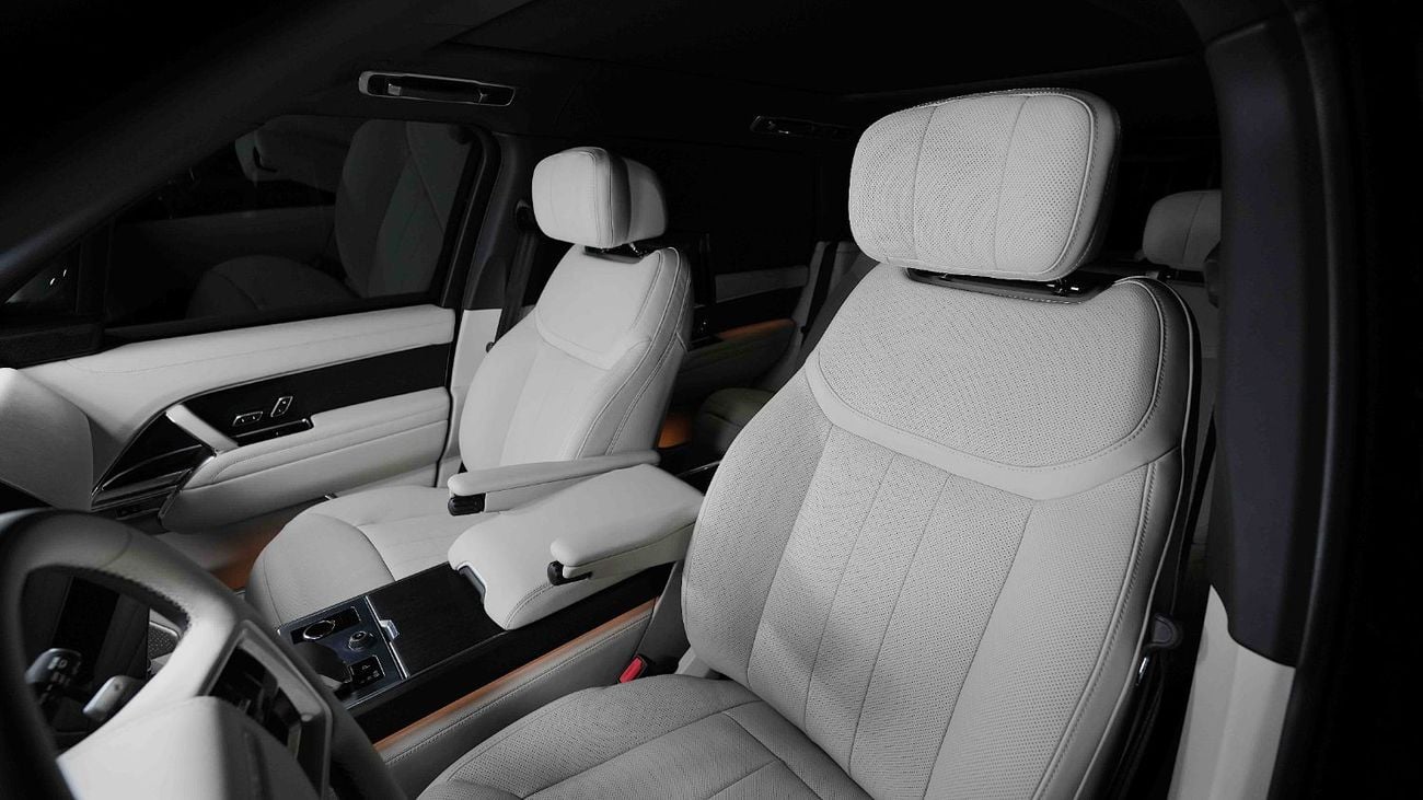 Land Rover Range Rover AUTOBIOGRAPHY P530 | LIMITED OFFER | LONG WHEELBASE | FULLY LOADED | NEW