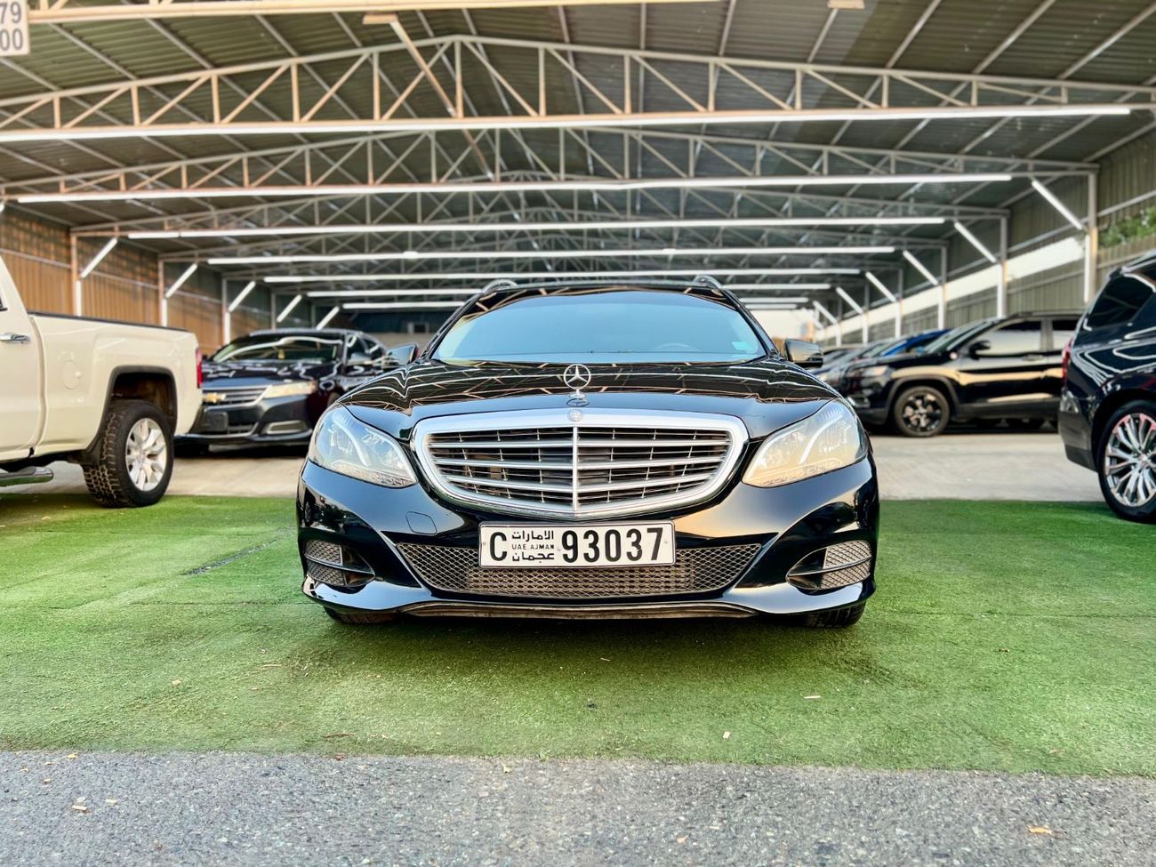 مرسيدس بنز E200 AMG E200 dissel engine clean title warranty one year