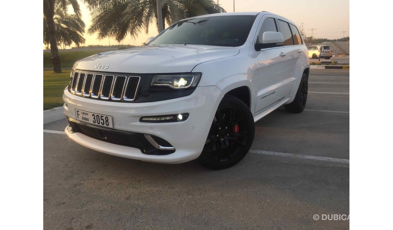 Jeep Grand Cherokee SRT