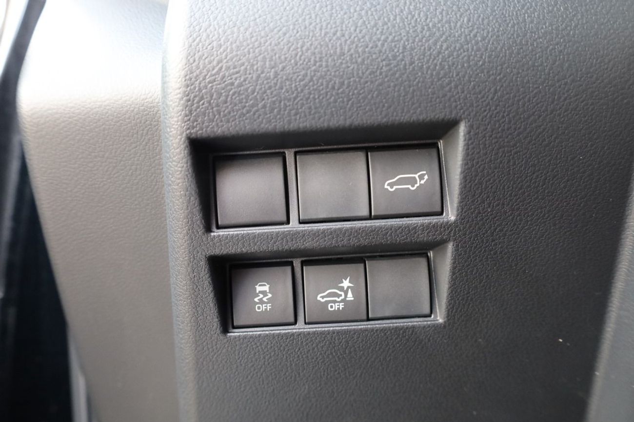 Toyota Land Cruiser Toyota_Land_Cruiser_GR_3.5L_2023