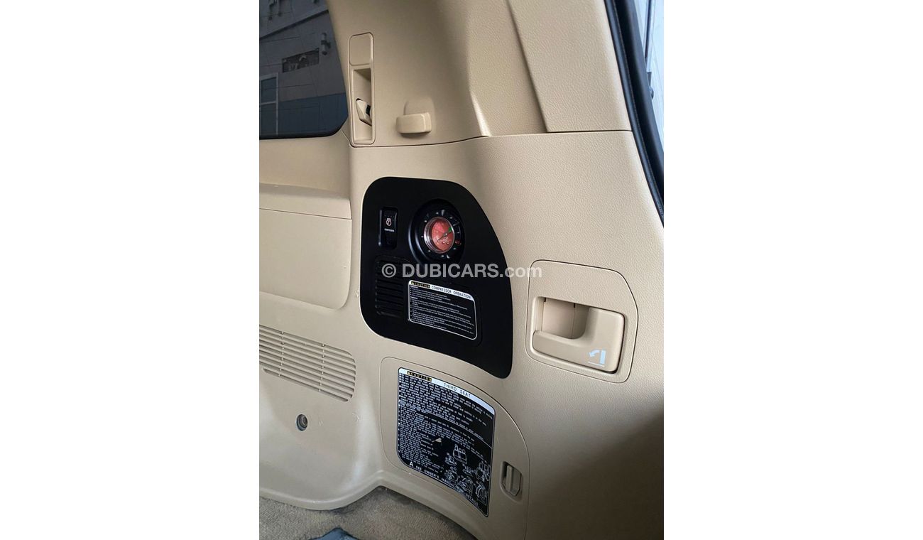 Toyota Land Cruiser GXR