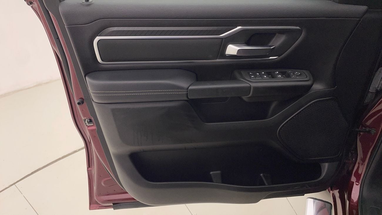 رام 1500 BIGHORN 3 | بدون دفعة مقدمة | اختبار القيادة في المنزل