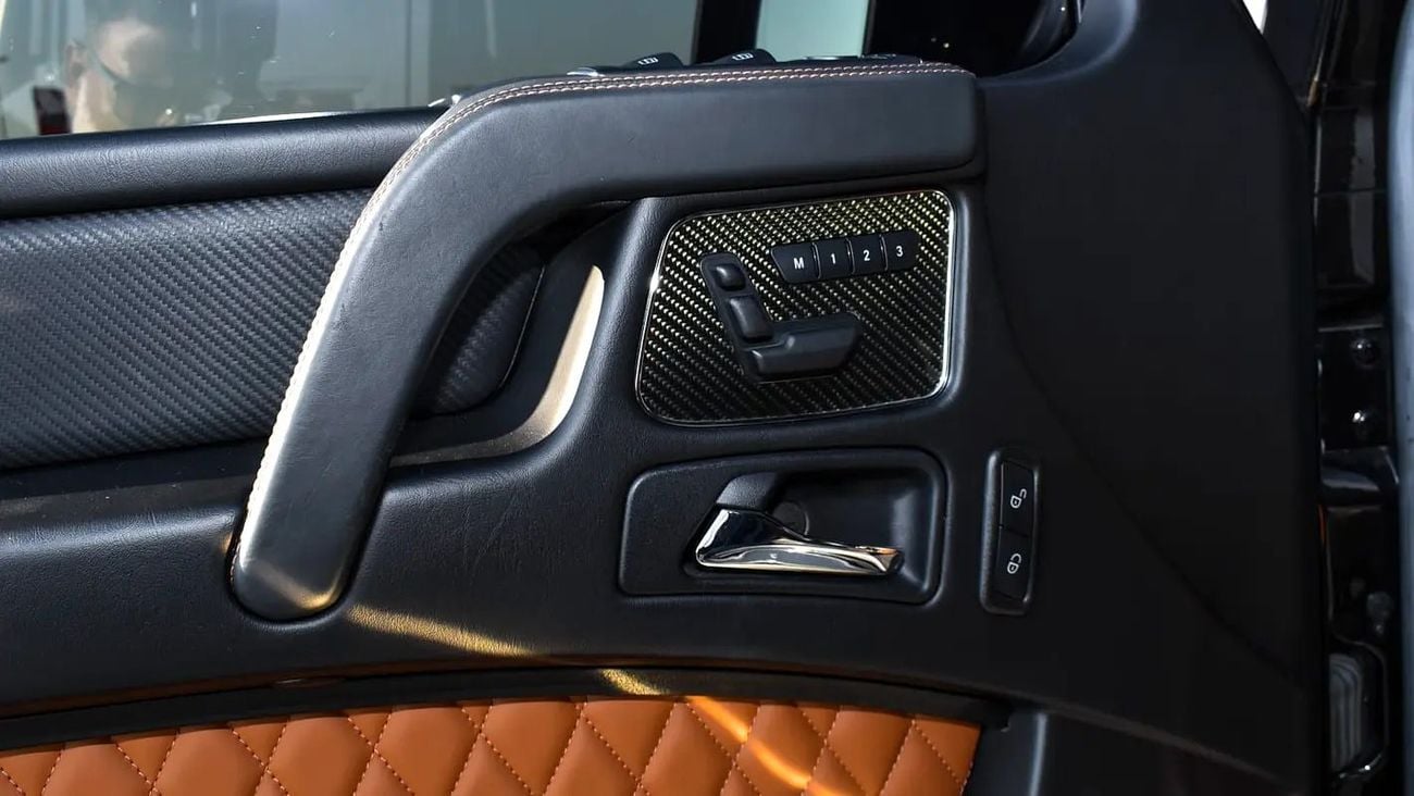 مرسيدس بنز G 63 AMG G63 6X6 GCC Spec - One of two certificated .