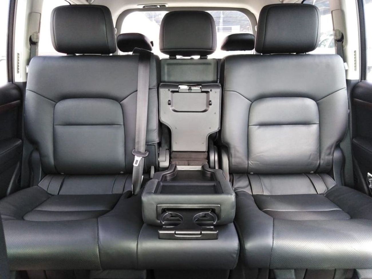 Toyota Land Cruiser Land Cruiser v8 RIGHT HAND DRIVE (Stock no PM36)